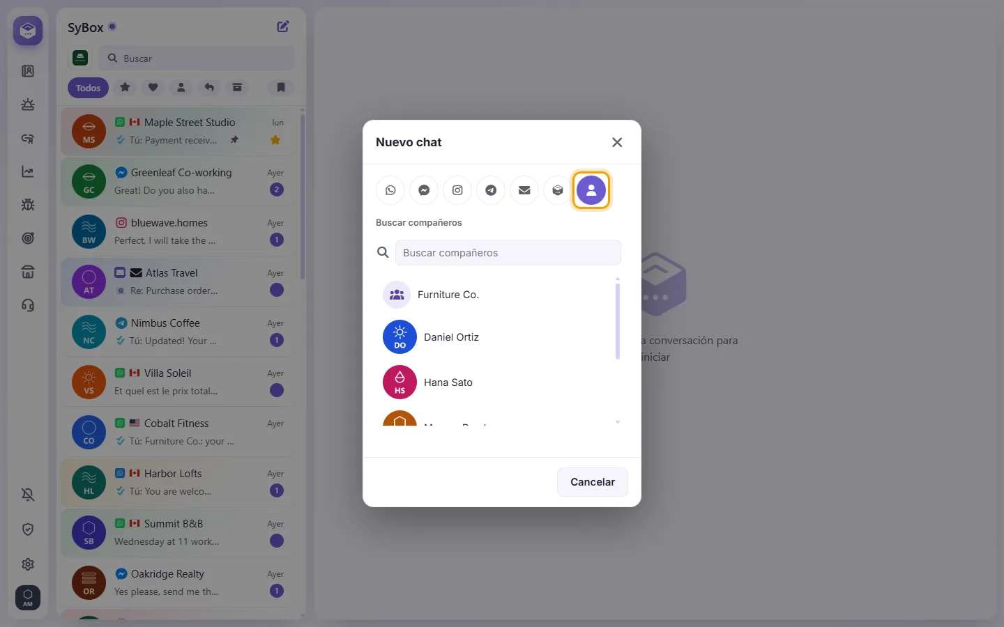 The New chat window on its "Personal message" tab: pick a colleague to write to