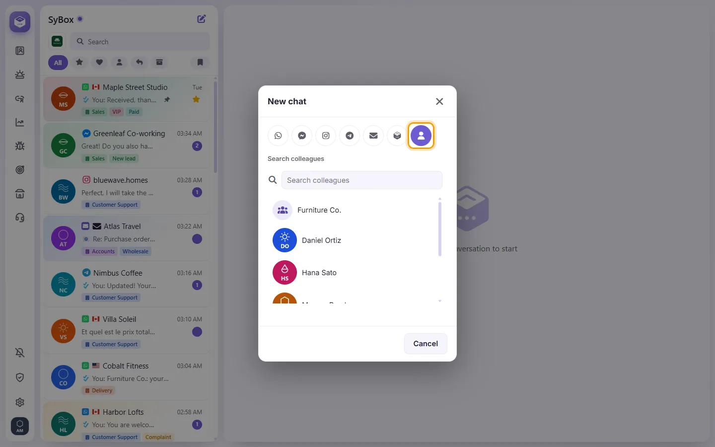 The New chat window on its "Personal message" tab: pick a colleague to write to