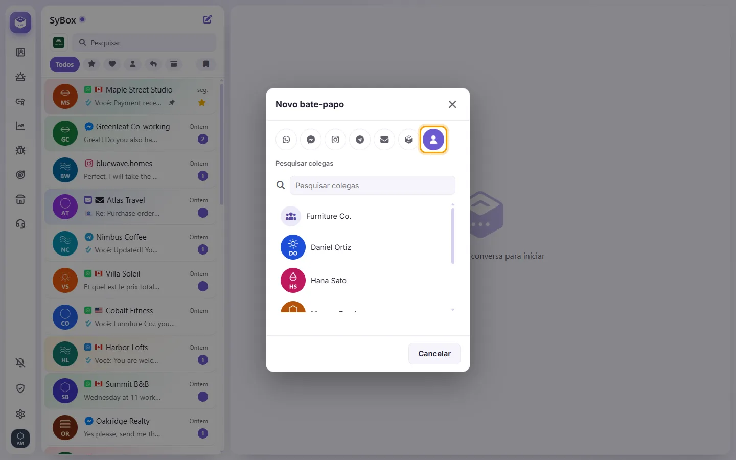 The New chat window on its "Personal message" tab: pick a colleague to write to